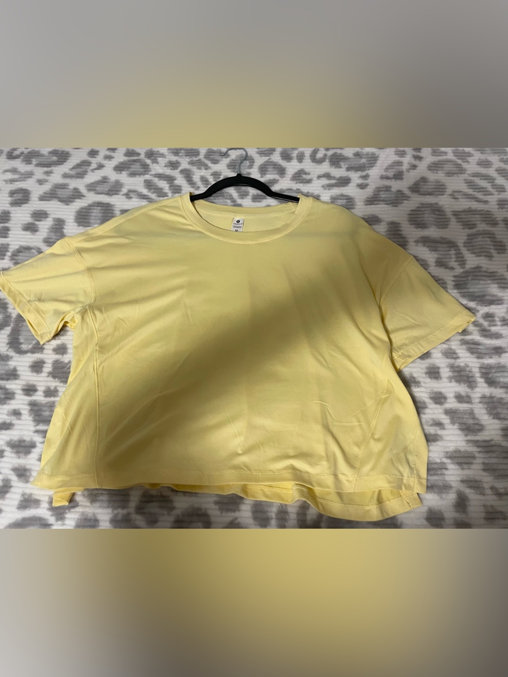 Light Yellow Women’s Short Sleeve Top - Classic Crew Neck